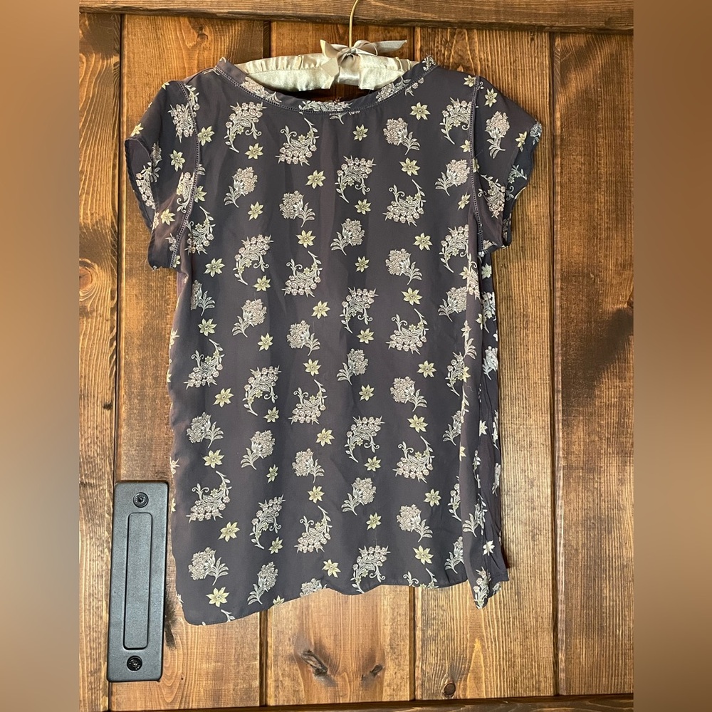 Medium Petite Loft Mixed Media Floral Top